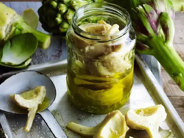 Bulk artichoke hearts with stem for wholesale supply