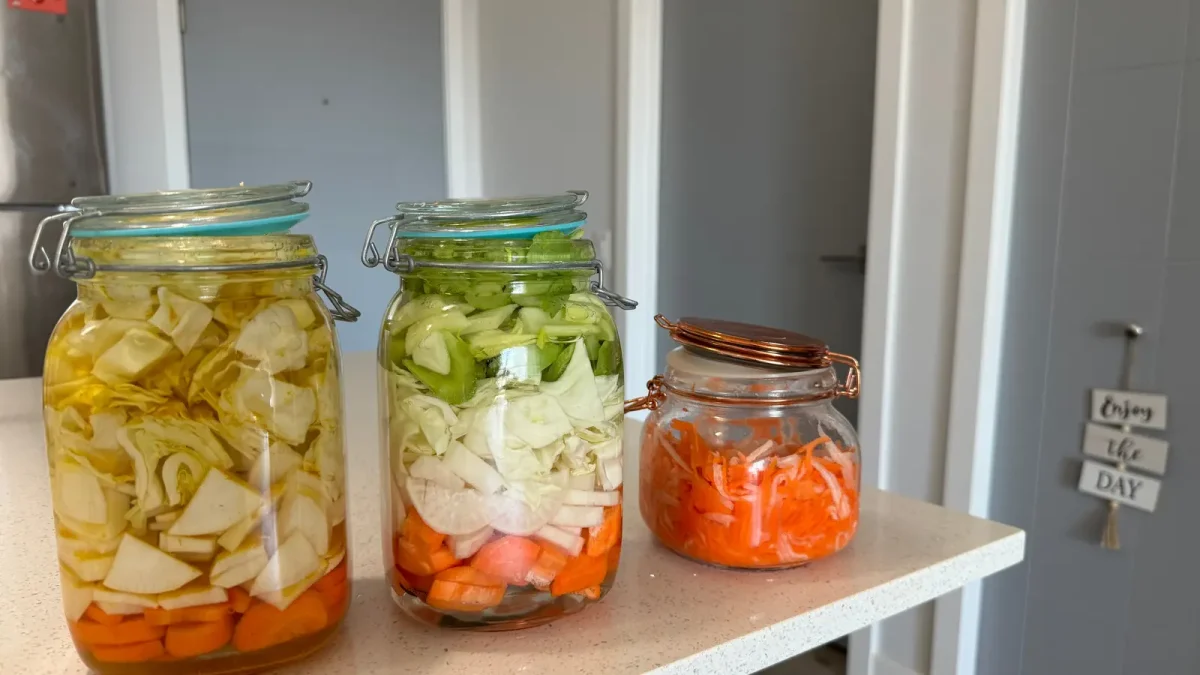 Preserving jars of vegetables in brine
